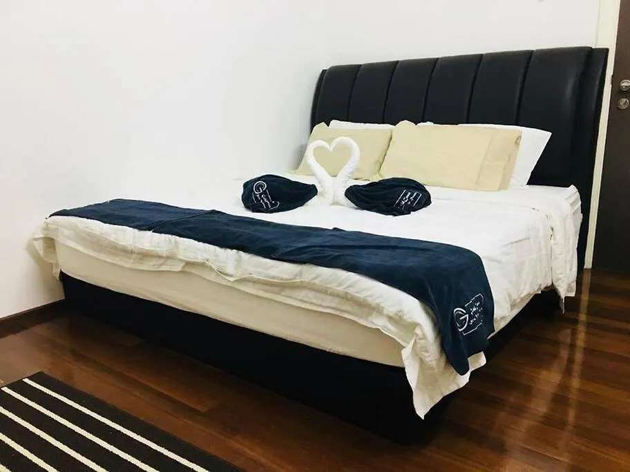 5Br 3Storey Cozy Gelugor Homestay 15Pax 0*,