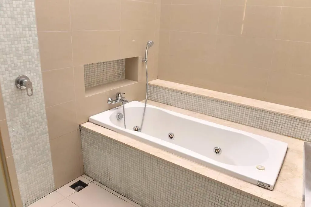 5Br 3Storey Cozy Gelugor Homestay 15Pax